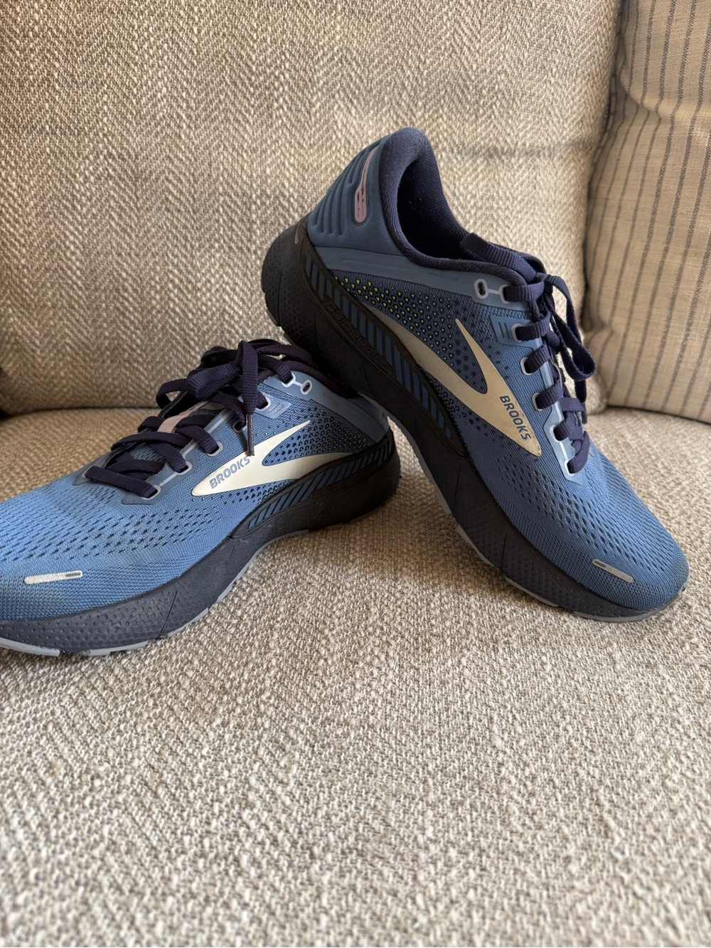 Brooks Men’s Navy and Light Blue Running Shoes